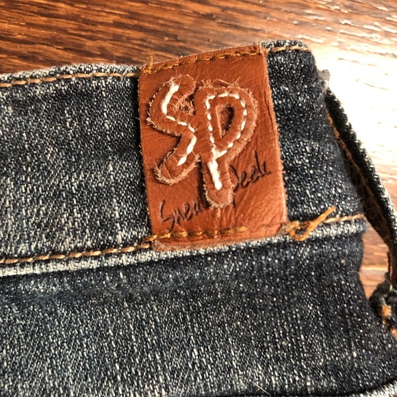 SNEAK PEEK JEANS - Size 5 - Picture 7 of 7